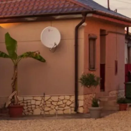 Ivanhoe Apartman Appartamento