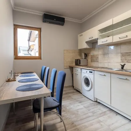 Appartamento Ivanhoe Apartman *