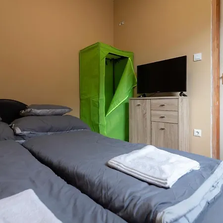 Daire Ivanhoe Apartman