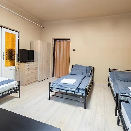 Daire Ivanhoe Apartman *