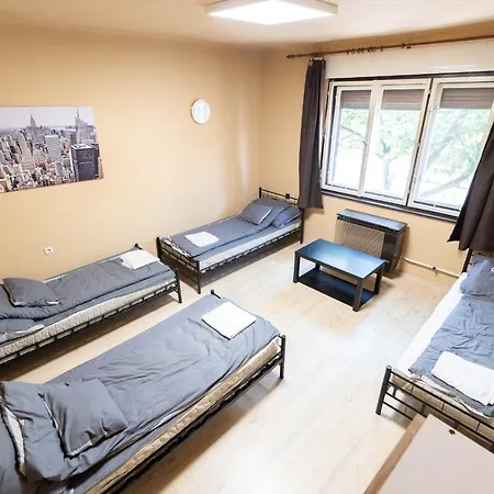 Daire Ivanhoe Apartman *