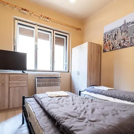 Ivanhoe Apartman Apartment Nyirbator