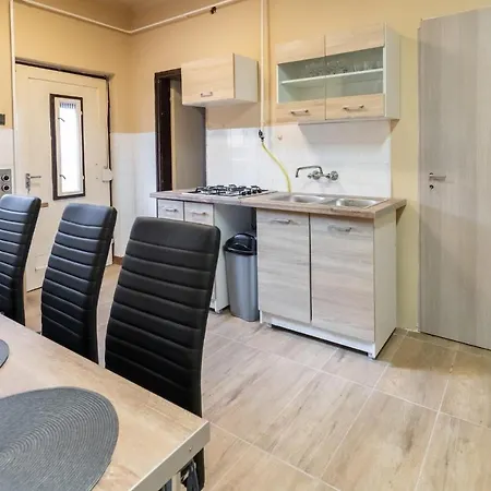 Daire Ivanhoe Apartman